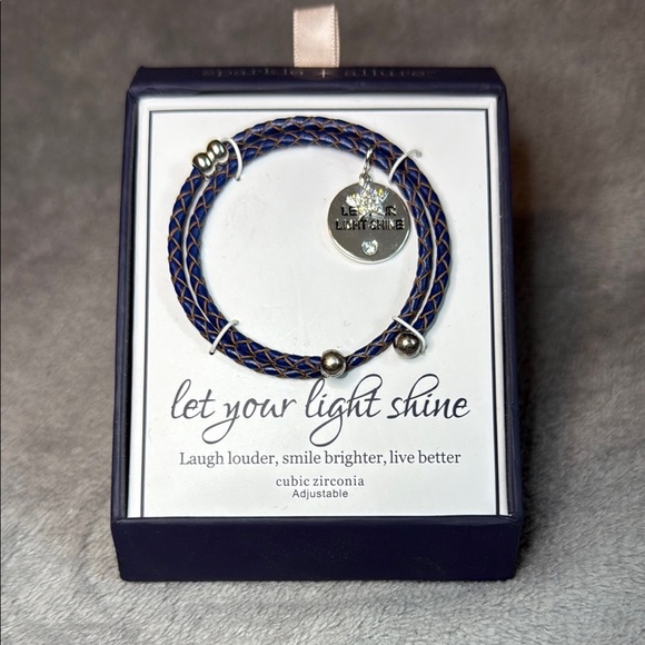 💙SPARKLE ALLURE💙Let Your Light Shine Navy Blue Leather Wrap with CZ Acce… - Picture 3 of 6